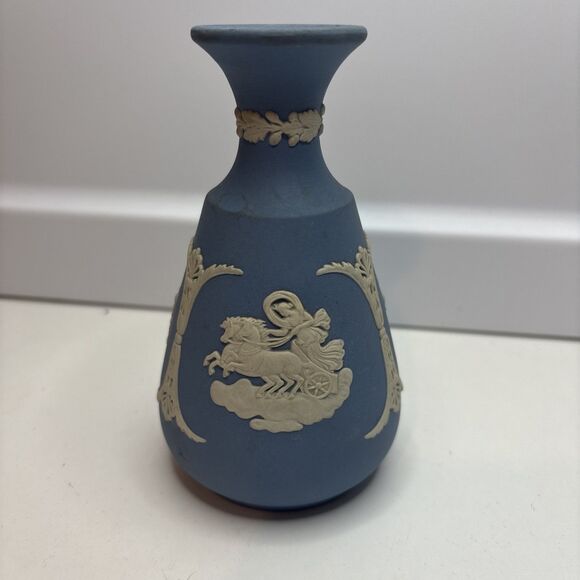 Wedgwood Blue Jasperware Small 5” High Bud Vase Classical Grecian Pattern - Picture 1 of 8